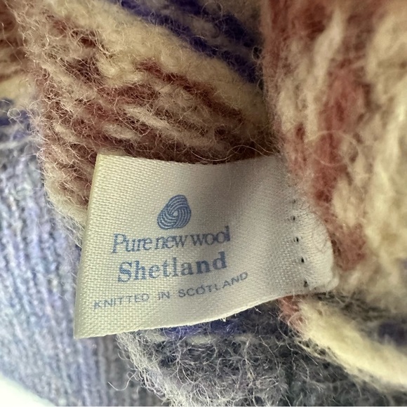 Vintage Highland Home Industries Scotland 100% New Wool Fair isle Cardigan - Picture 5 of 11